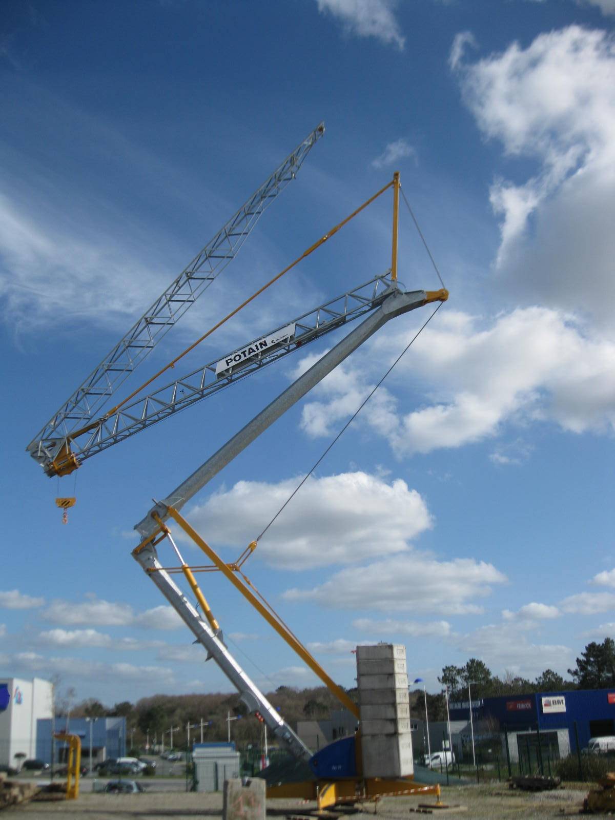 Montage d'une grue automatisée